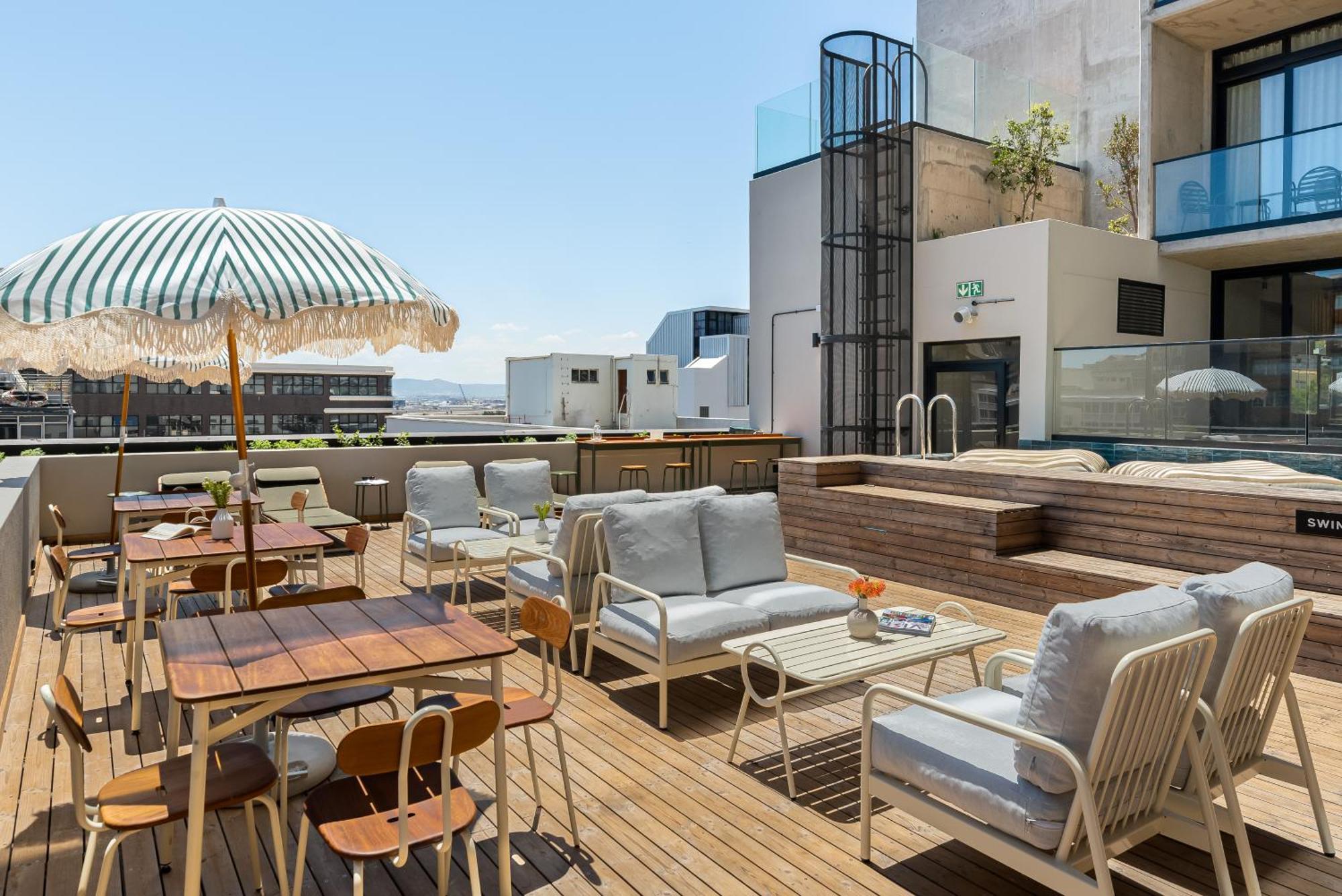 Neighbourgood 84 Harrington Aparthotel Kaapstad Buitenkant foto
