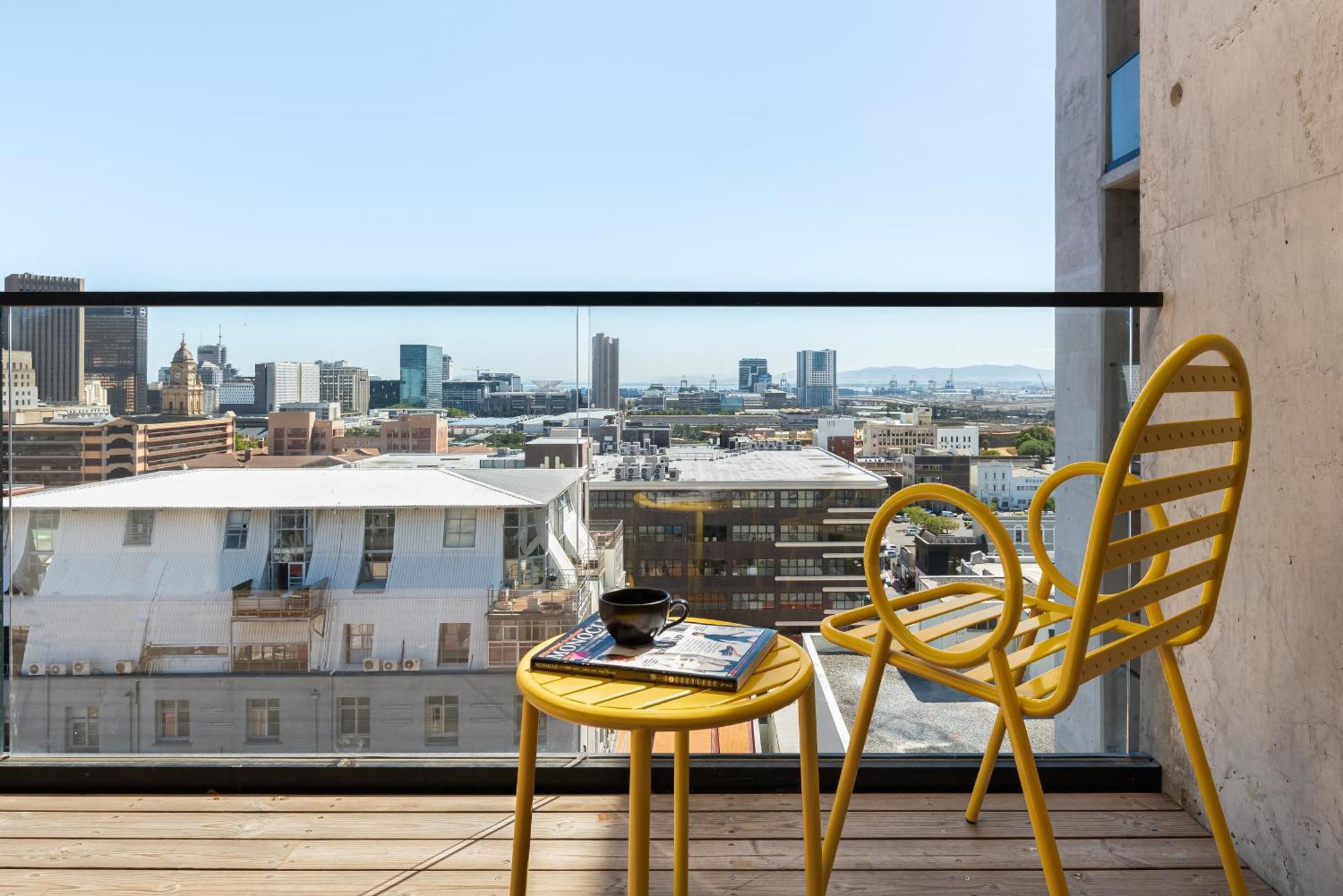 Neighbourgood 84 Harrington Aparthotel Kaapstad Buitenkant foto